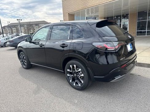 New 2026 Honda HR-V EX-L image 2