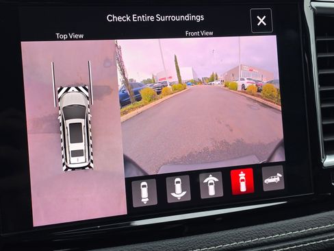 Used 2022 Chrysler Pacifica Limited FWD image 42