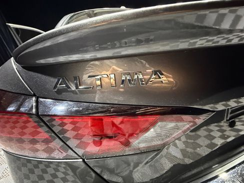 Used 2020 Nissan Altima 2.5 SR image 24