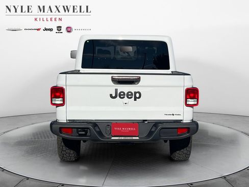 New 2026 Jeep Gladiator Sport image 15