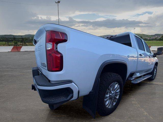 Used 2020 Chevrolet Silverado 3500 High Country AWD/4WD image 3