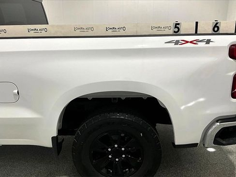 Used 2025 Chevrolet Silverado 1500 LT image 36