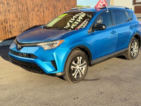 Used 2017 Toyota RAV4 LE image 3