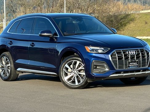 Used 2021 Audi Q5 2.0T Premium Plus w/ Premium Plus Package AWD/4WD image 1