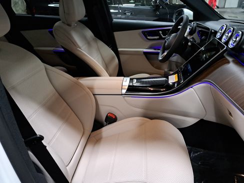 Used 2026 Mercedes-Benz GLC 300 4MATIC image 11
