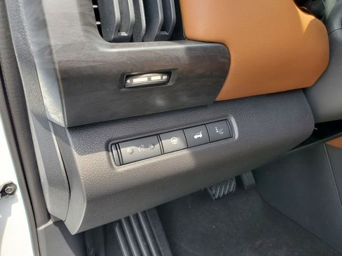 New 2026 Nissan Pathfinder Platinum AWD/4WD image 22