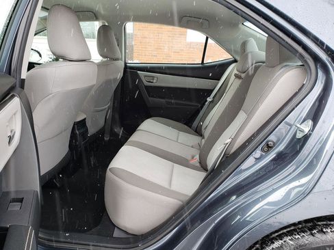 Used 2018 Toyota Corolla LE image 10