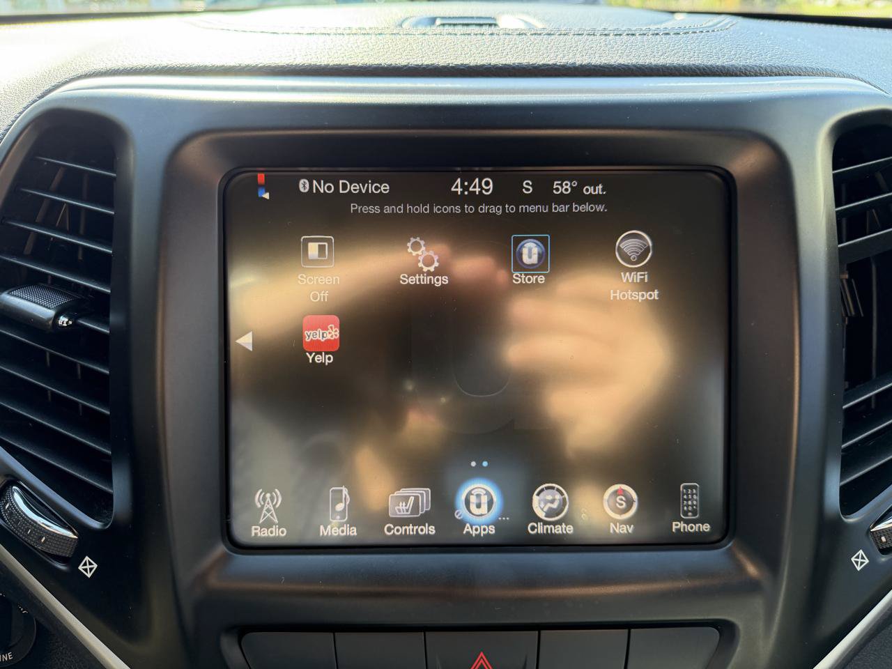 Used 2014 Jeep Cherokee Latitude w/ Cold Weather Group AWD/4WD image 36