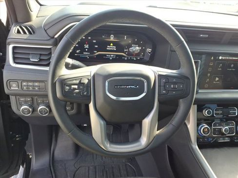 Used 2023 GMC Yukon Denali w/ Max Trailering Package image 7