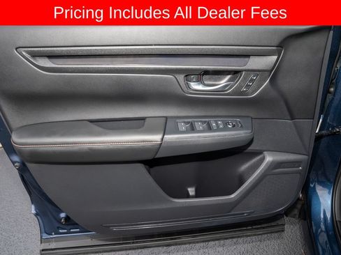 Used 2025 Honda CR-V Sport-L image 13