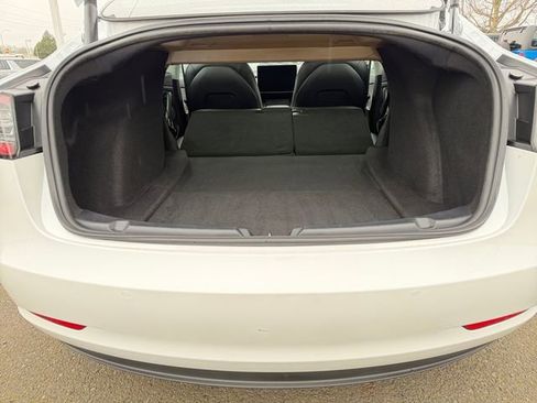 Used 2022 Tesla Model 3 Performance image 30