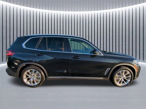 Certified 2023 BMW X5 xDrive40i w/ Premium Package image 4