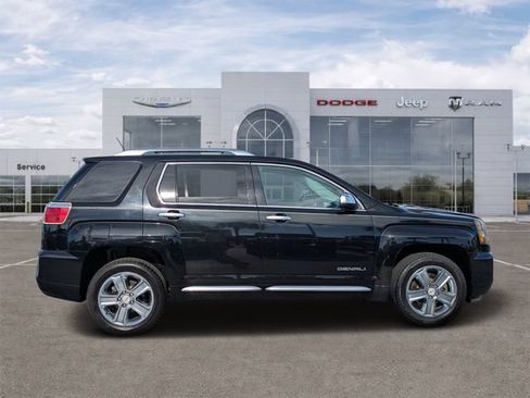 Used 2017 GMC Terrain Denali FWD image 2