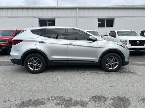 Used 2018 Hyundai Santa Fe Sport w/ Cargo Package FWD image 2