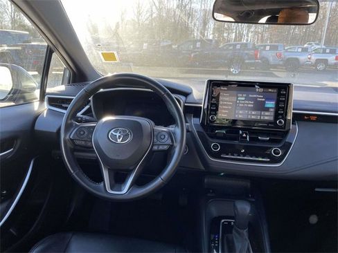 Used 2020 Toyota Corolla XSE image 14