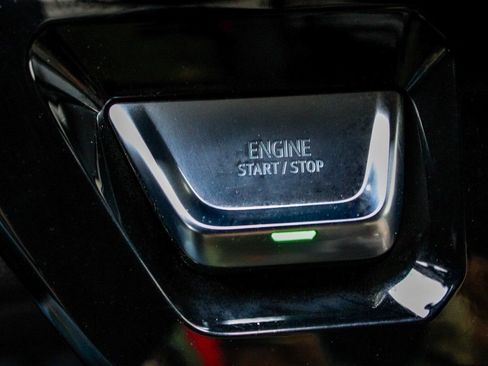 Used 2024 GMC Sierra 1500 AT4 w/ Technology Package image 29