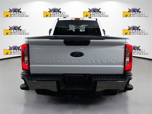 Used 2024 Ford F250 XLT image 6