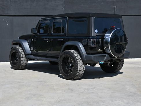 Used 2020 Jeep Wrangler Unlimited Sport AWD/4WD image 6