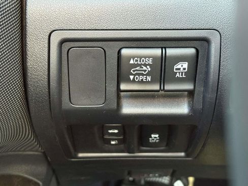 Used 2014 Lexus IS 250C w/ Luxury Package image 20