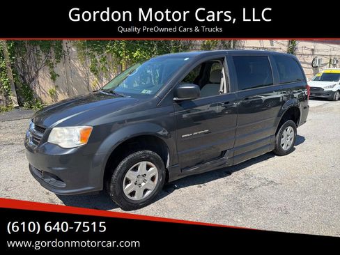 Used 2012 Dodge Grand Caravan SE FWD image 1