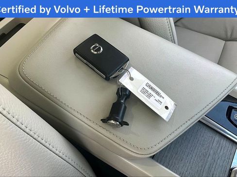 Used 2023 Volvo V60 B5 Cross Country Plus w/ Protection Package Premier image 13