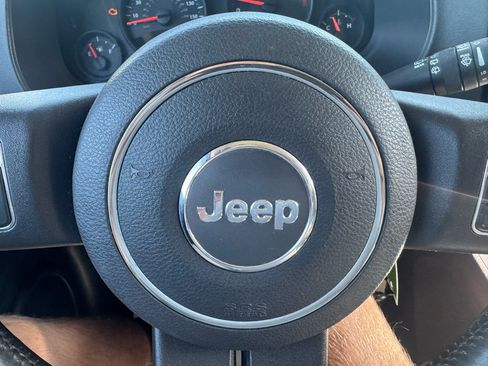 Used 2012 Jeep Patriot Sport 4WD image 15