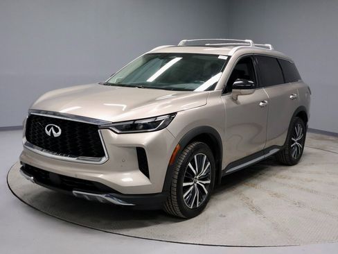 Used 2022 INFINITI QX60 Sensory w/ Vision Package image 7