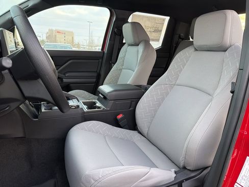 Used 2026 Toyota Tacoma SR5 AWD/4WD image 9