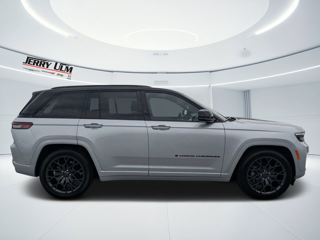 Certified 2025 Jeep Grand Cherokee Summit w/ Obsidian Package AWD/4WD image 2