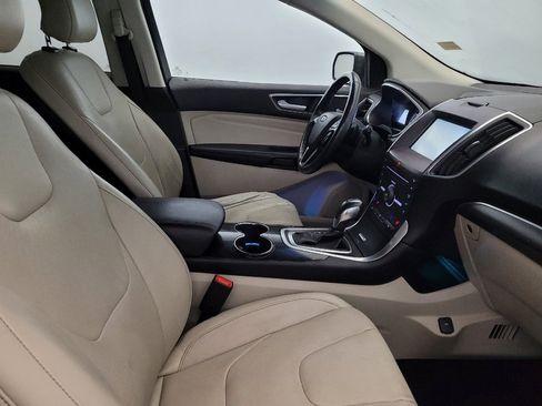 Used 2015 Ford Edge Titanium w/ Equipment Group 301A AWD/4WD image 21