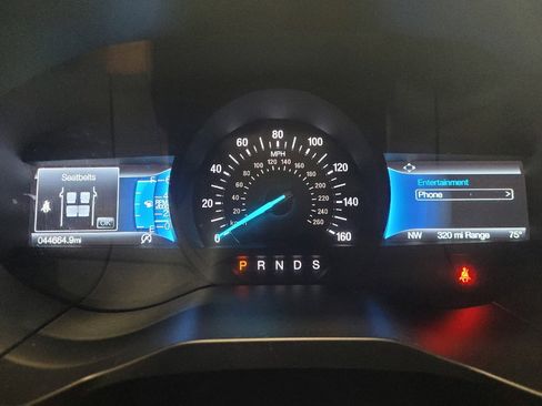 Used 2024 Ford Edge SEL image 23