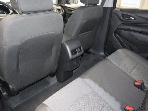 Used 2024 Chevrolet Equinox LT image 19