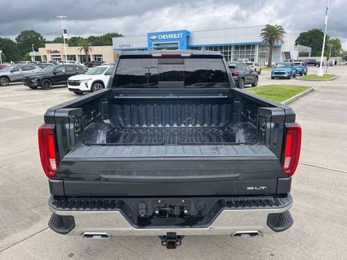Used 2021 GMC Sierra 1500 SLT AWD/4WD image 9