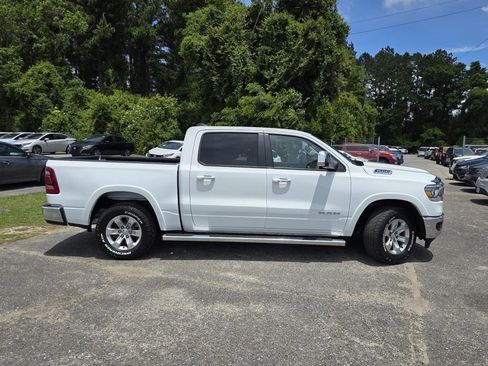 Used 2022 RAM 1500 Laramie AWD/4WD image 39