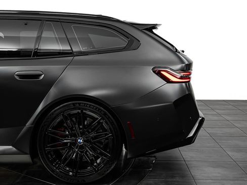 Used 2025 BMW M5 Touring AWD/4WD image 15