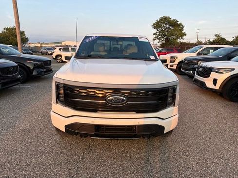 Certified 2022 Ford F150 Lightning Platinum AWD/4WD image 3