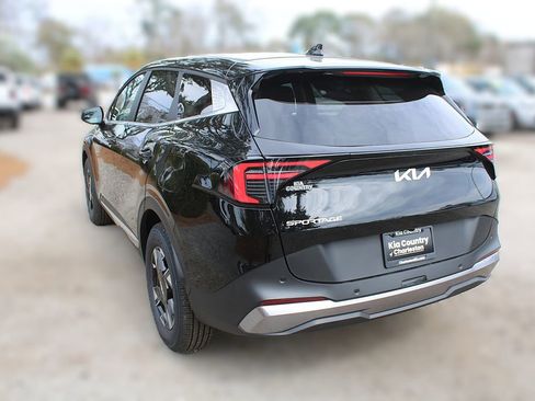 New 2026 Kia Sportage LX image 12