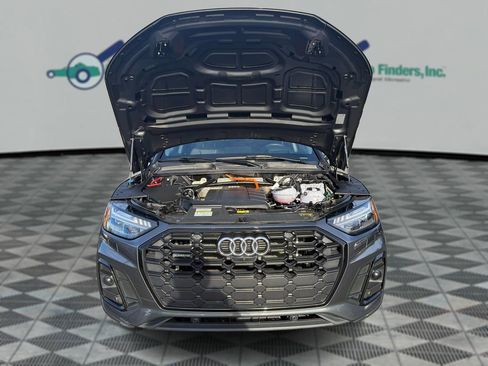 Used 2023 Audi Q5 e Prestige image 11