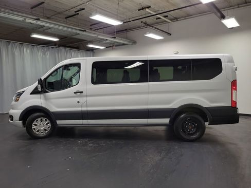 Used 2023 Ford Transit 350 XLT image 5