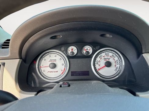 Used 2011 Ford Focus S FWD image 34