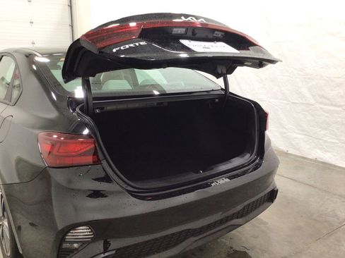 Used 2023 Kia Forte LXS w/ LXS Technology Package image 22