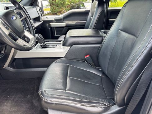 Used 2018 Ford F150 Lariat w/ Equipment Group 502A Luxury AWD/4WD image 21