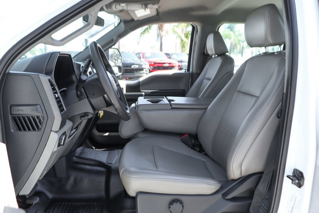Used 2022 Ford F250 XL w/ Power Equipment Group RWD image 17