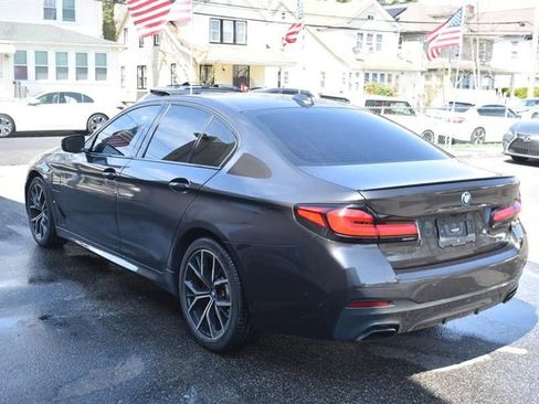 Used 2023 BMW 530e RWD image 5