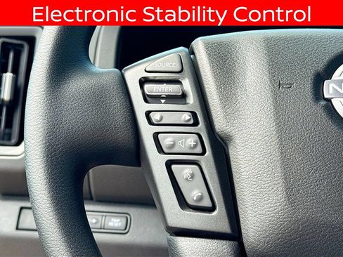 Used 2025 Nissan Frontier S AWD/4WD image 10