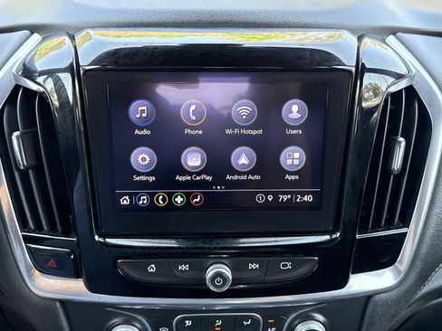 Used 2023 Chevrolet Traverse LT FWD image 23