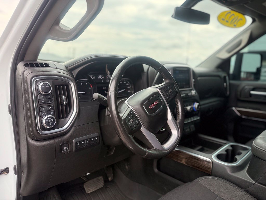 Used 2022 GMC Sierra 3500 SLE w/ SLE Convenience Package AWD/4WD image 7