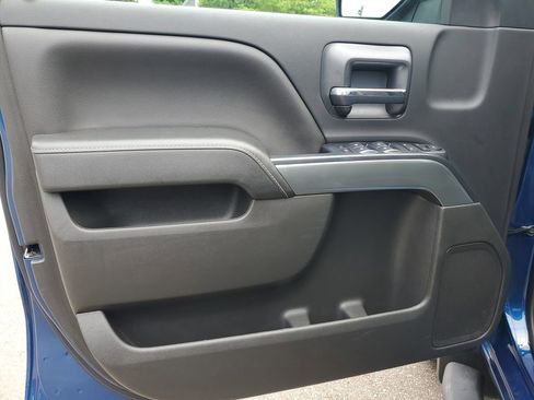 Used 2018 Chevrolet Silverado 1500 LT w/ All Star Edition AWD/4WD image 10