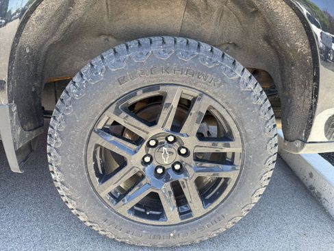 Used 2022 Chevrolet Silverado 1500 RST w/ True North Edition Plus AWD/4WD image 14