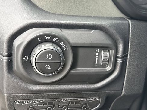 New 2026 Jeep Gladiator Mojave image 25